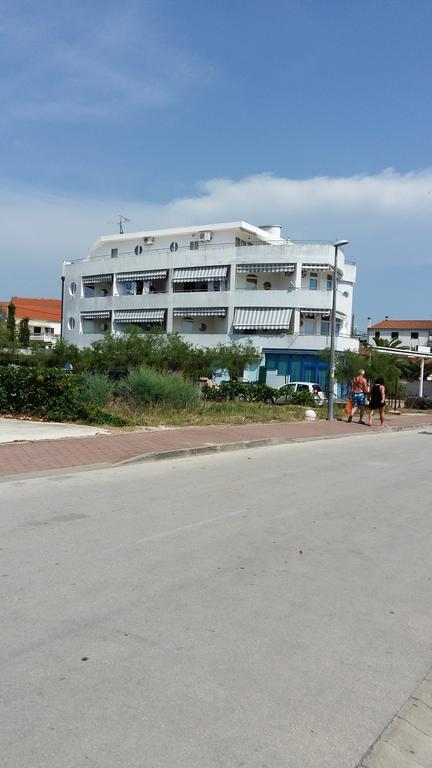 Apartment Jasenka Pakostane Exterior photo